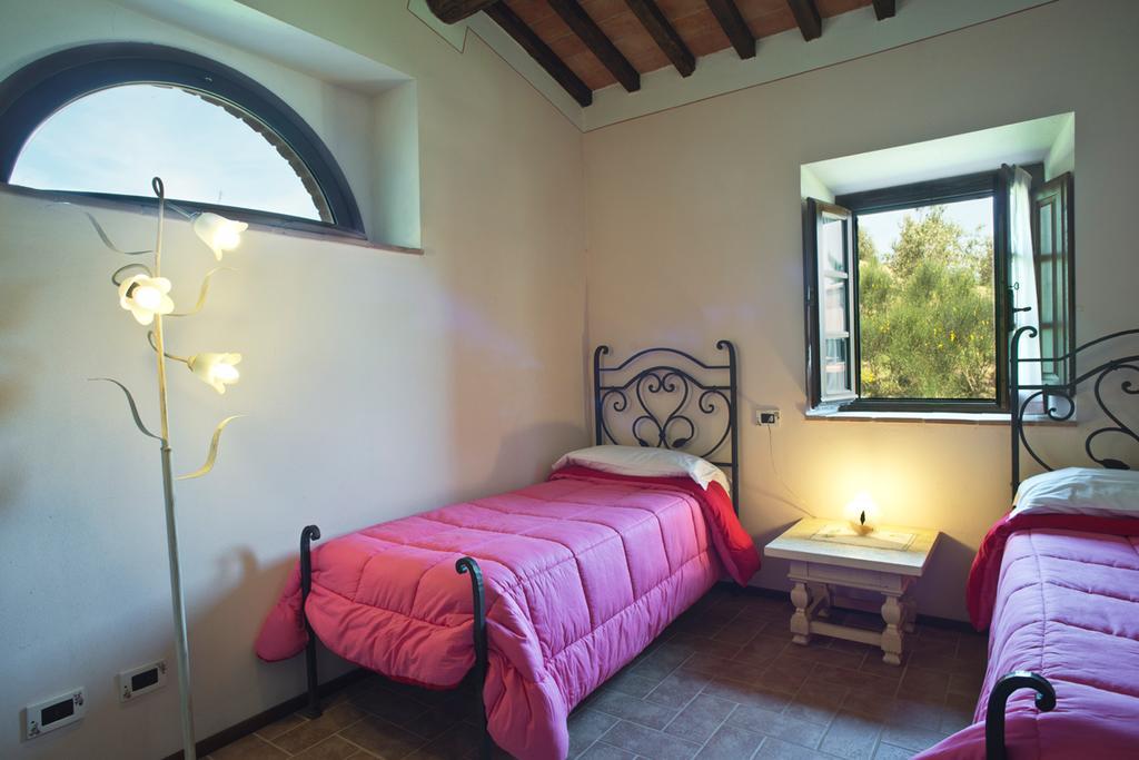 Agriturismo Podere Campaini Volterra Exterior foto