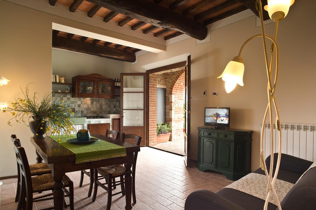 Agriturismo Podere Campaini Volterra Exterior foto