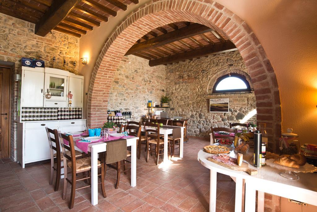 Agriturismo Podere Campaini Volterra Exterior foto